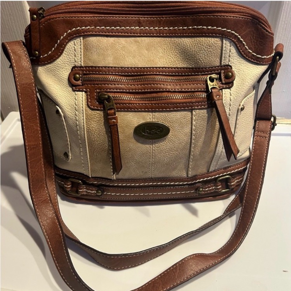 b.o.c Born Concepts Crossbody 3-Tone Purse - Picture 2 of 16